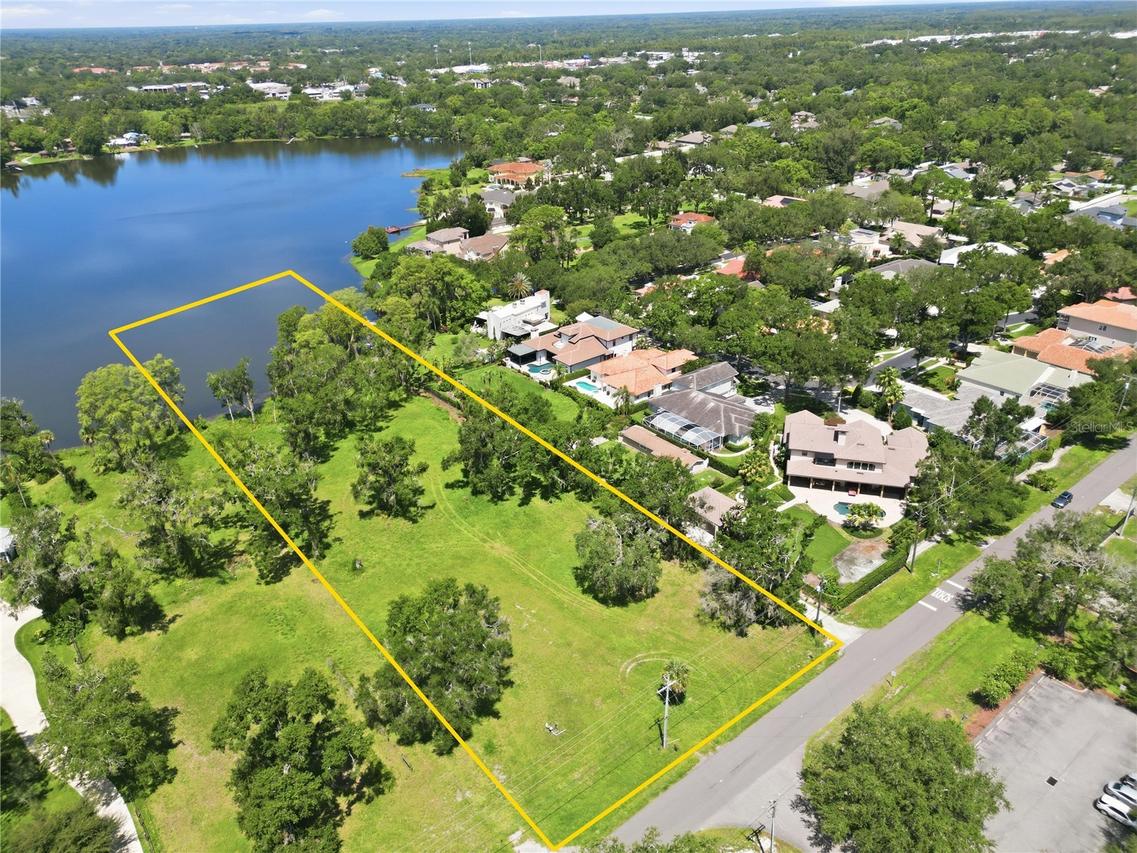 13416 N Lincoln Ave., Tampa, FL 33618