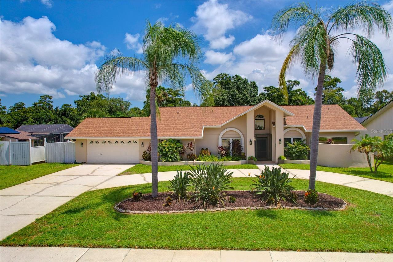 80 Foxfire Ln., Oldsmar, FL 34677