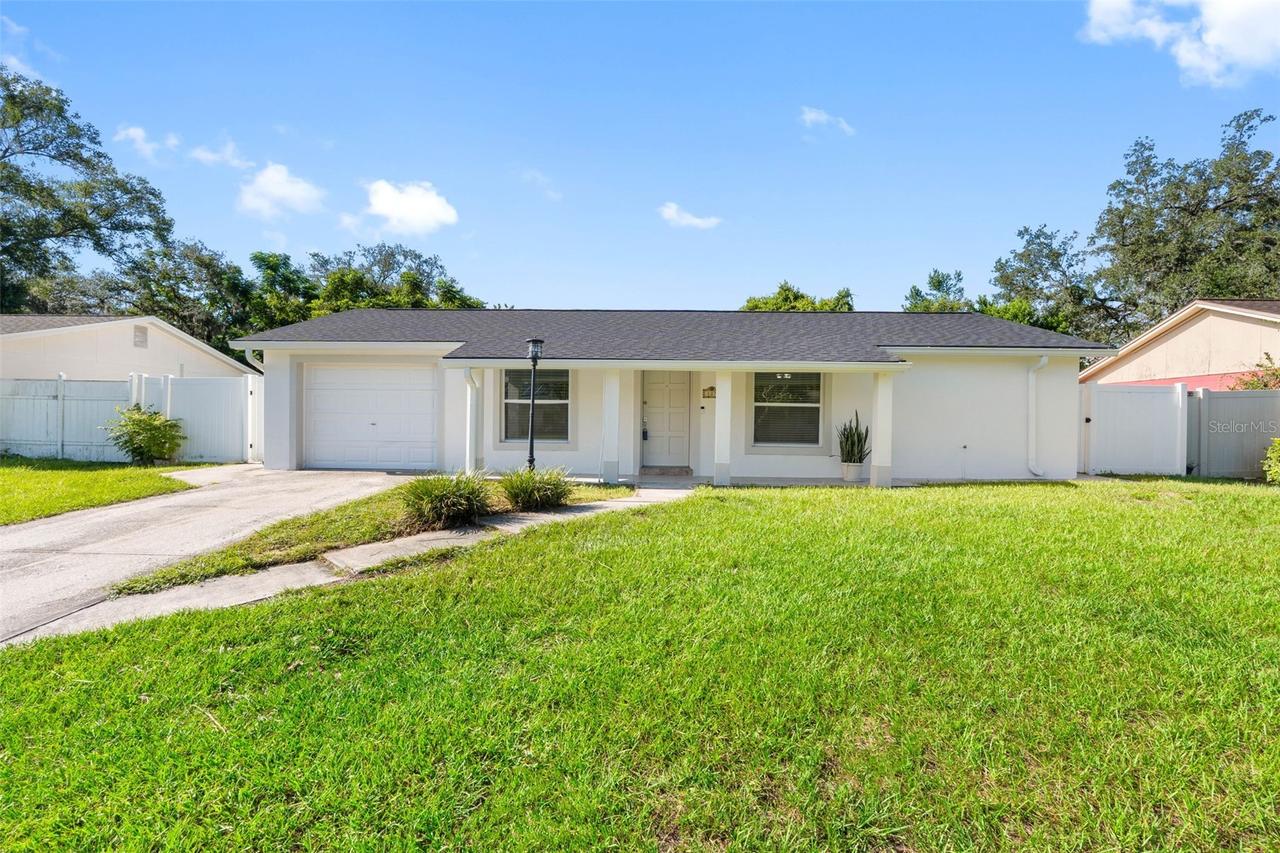 107 Valley Dr., Brandon, FL 33510