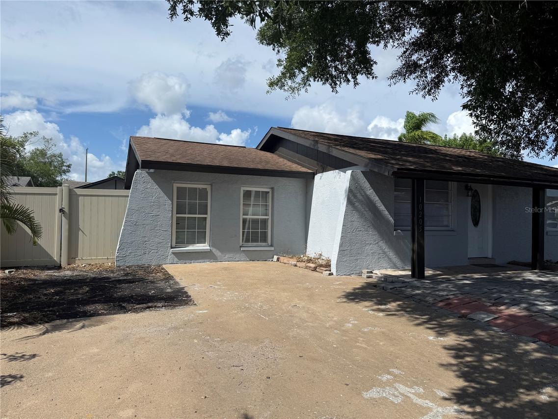 10205 Bellhurst Ct., Tampa, FL 33615