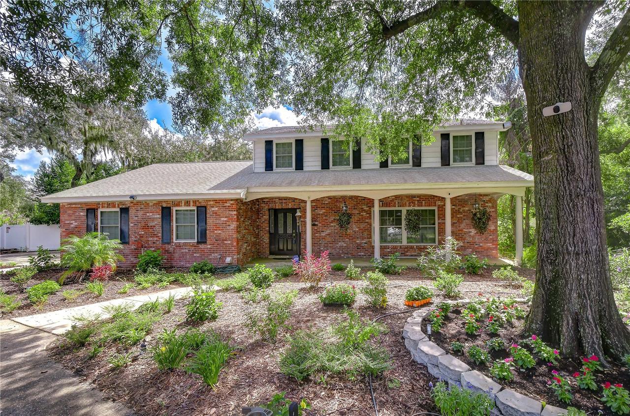 901 Woodview Dr., Brandon, FL 33511