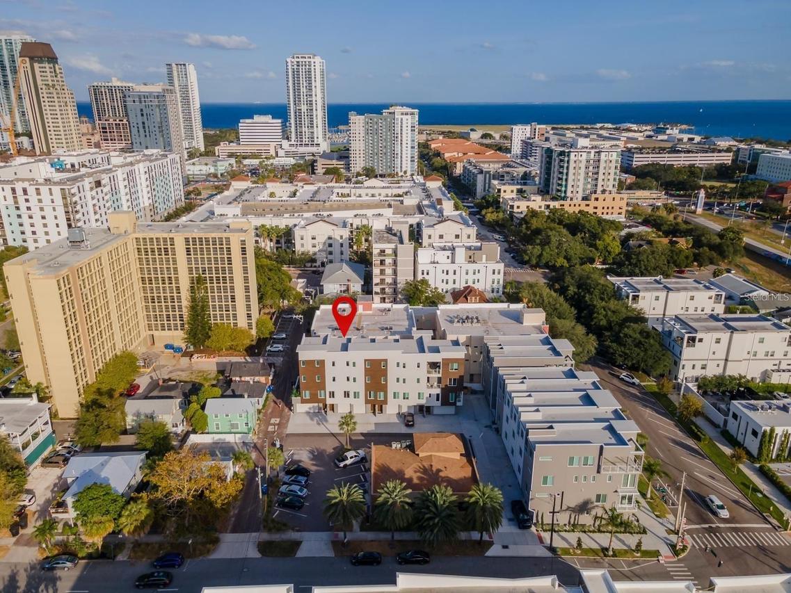 372 6th St. #12, St Petersburg, FL 33701