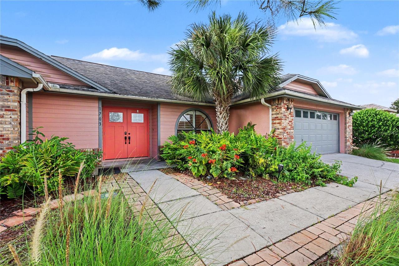1703 Paddock Dr., Plant City, FL 33566