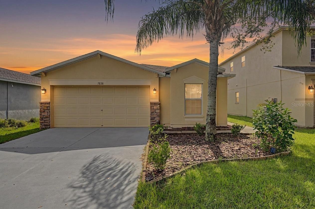 7838 Carriage Pointe Dr., Gibsonton, FL 33534