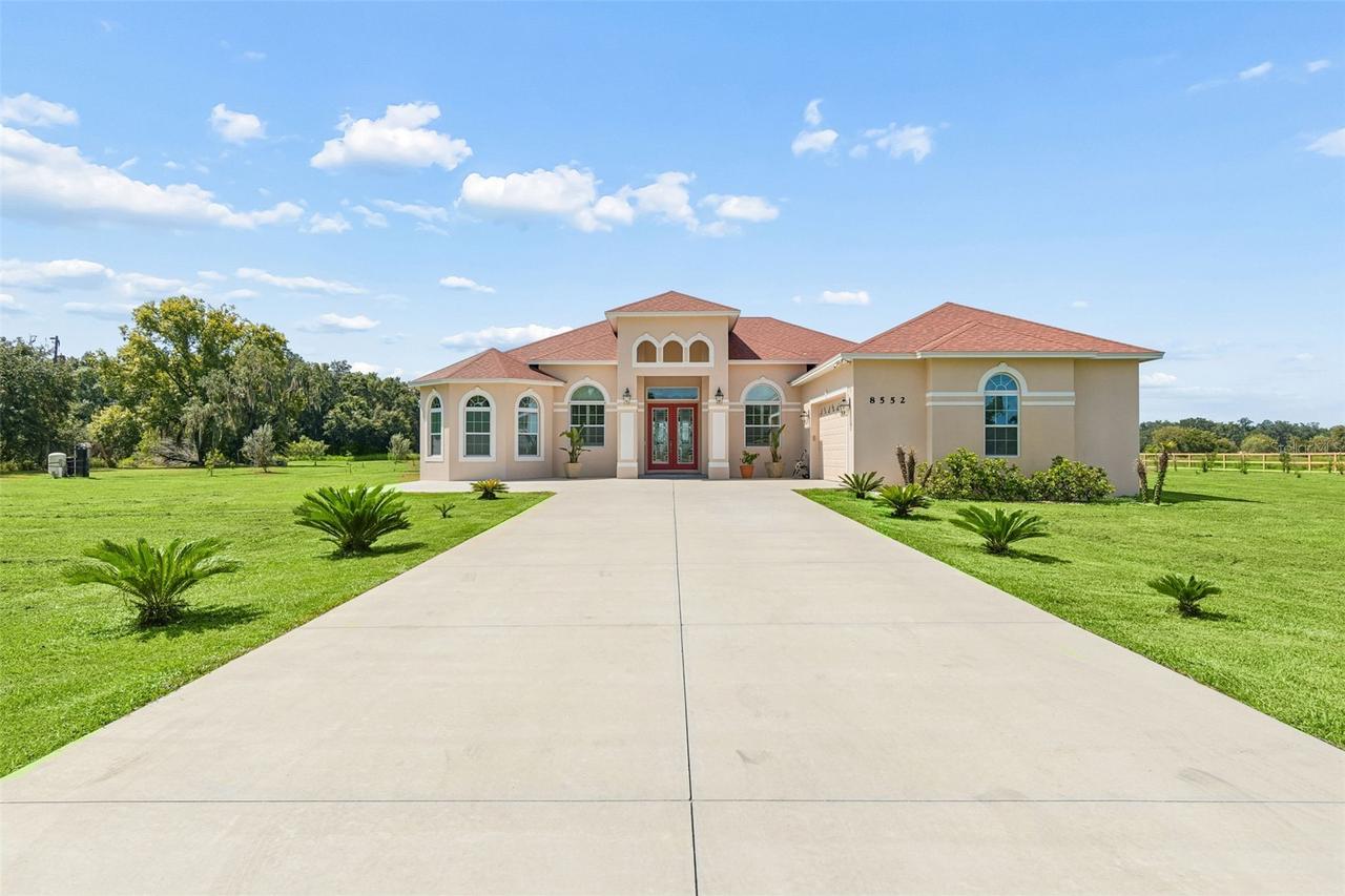 8552 Branding Iron Tr., Plant City, FL 33565