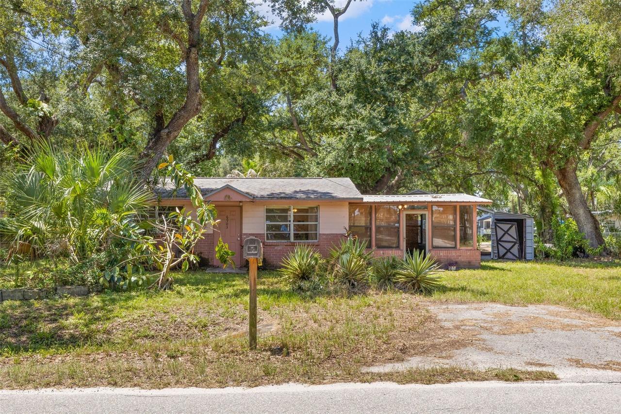 6903 Ohio Ave., Gibsonton, FL 33534