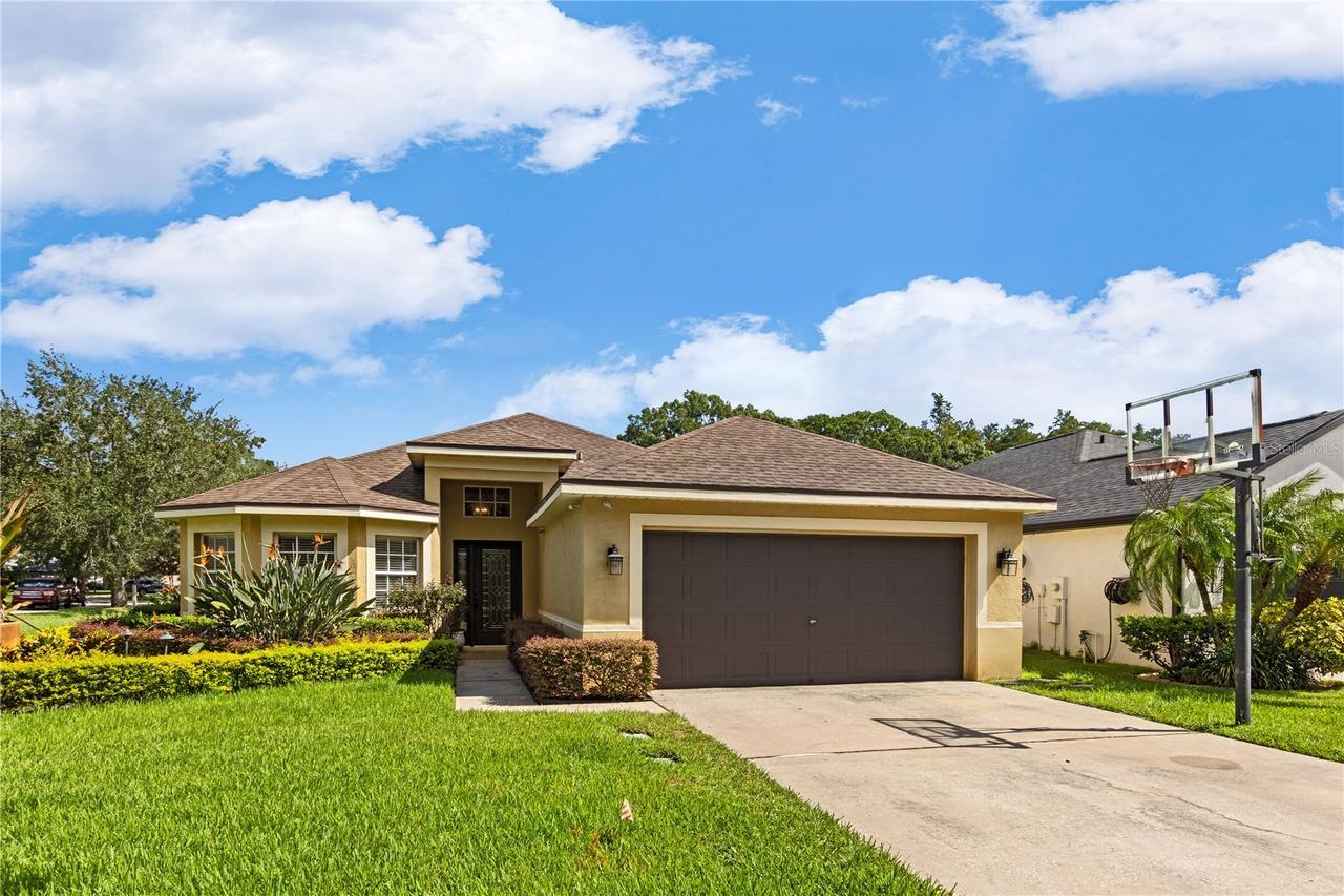 4627 Whispering Wind Ave., Tampa, FL 33614