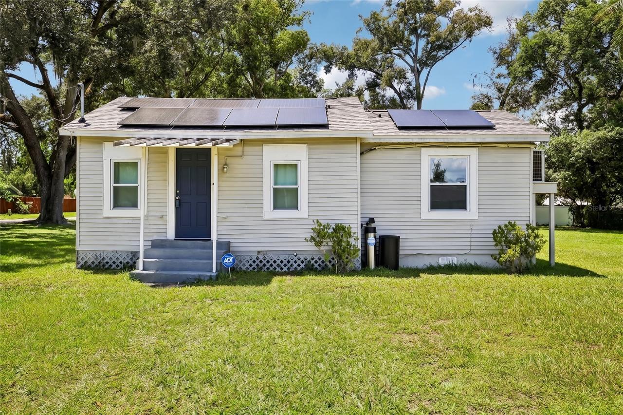 1903 N Barnes St., Plant City, FL 33563