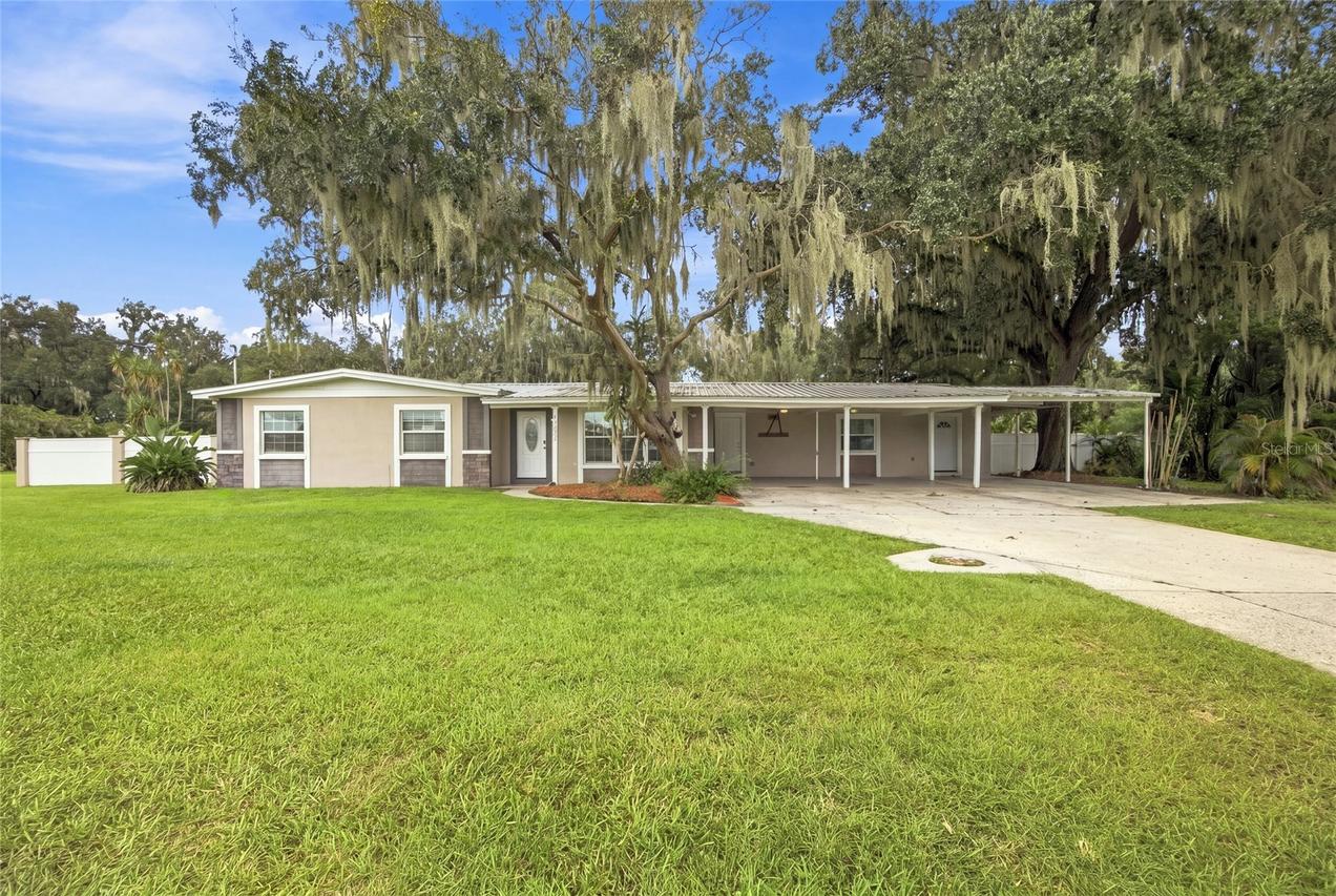 5106 Thonotosassa Rd., Plant City, FL 33565