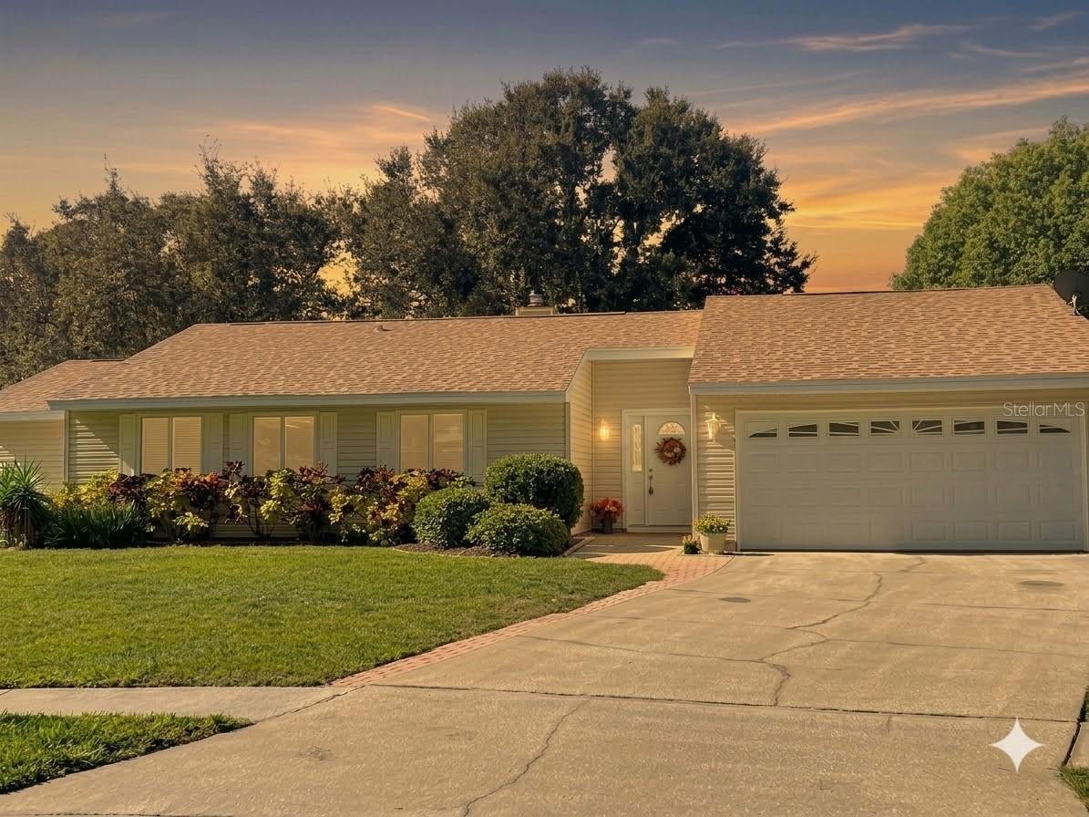 373 Foxcroft Dr., Palm Harbor, FL 34683