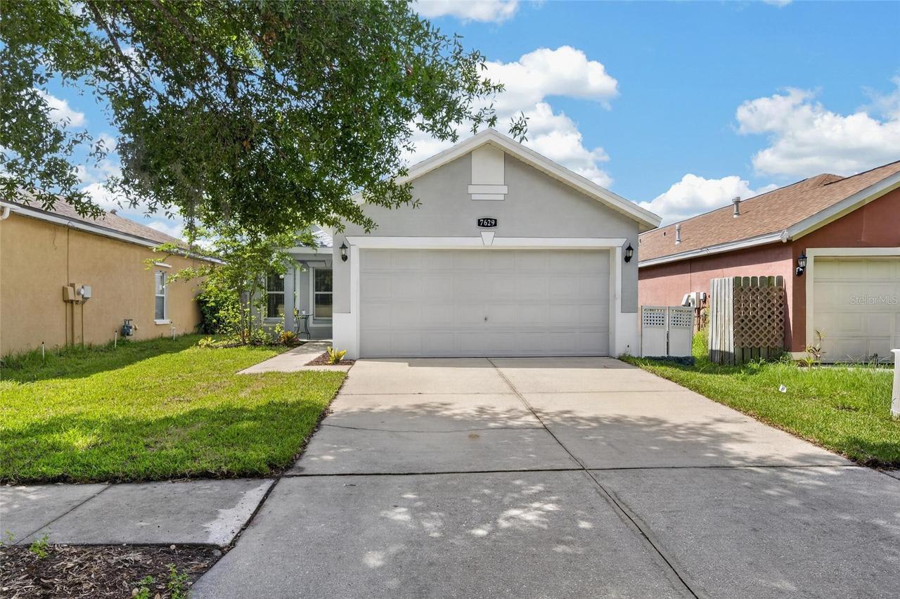 7629 Devonbridge Garden Way, Apollo Beach, FL 33572
