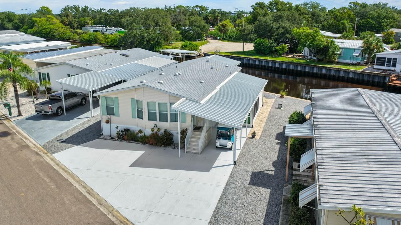 115 E Saint Annes Cir., Apollo Beach, FL 33572