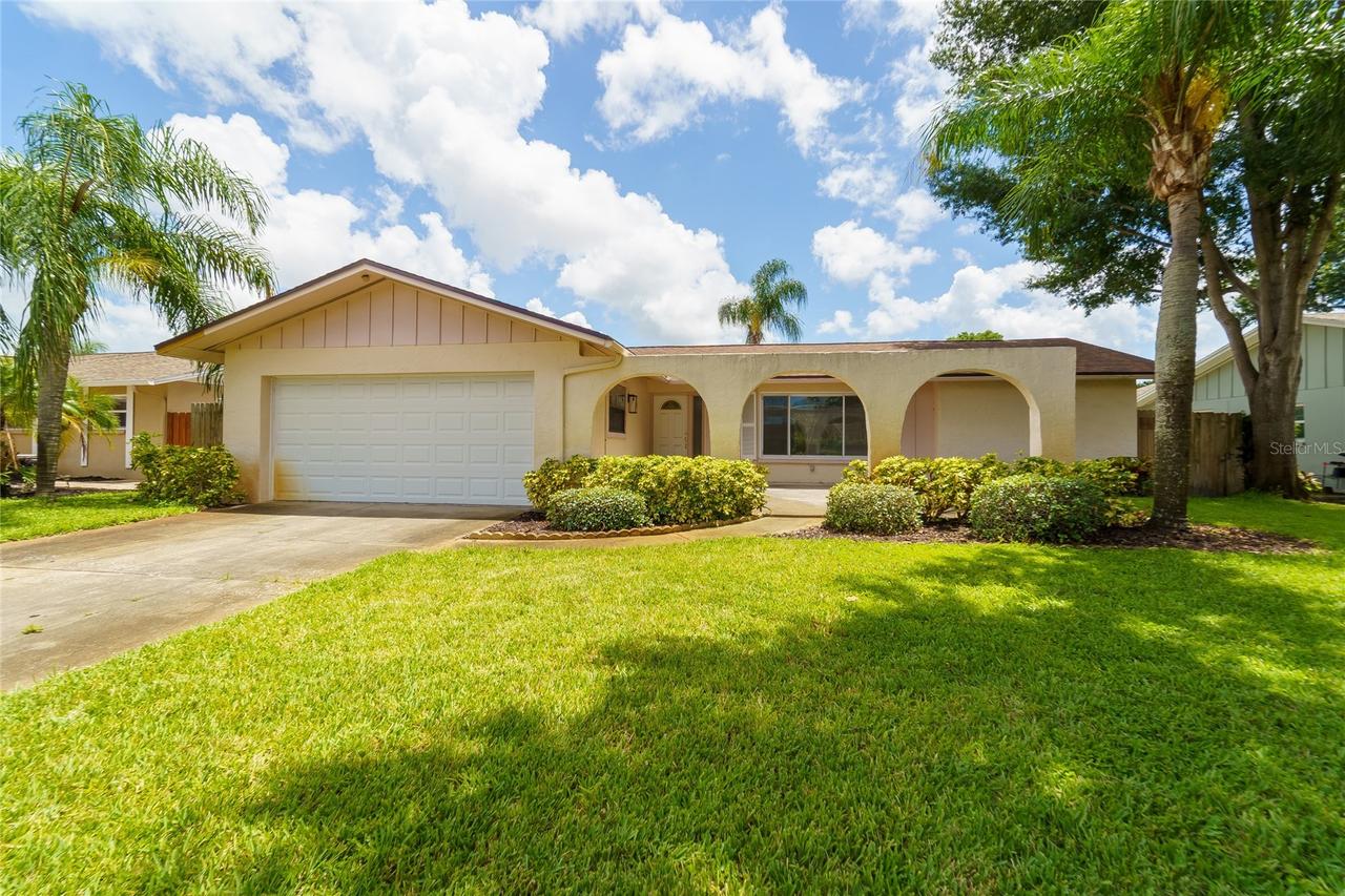 2419 Timbercrest Cir., Clearwater, FL 33763