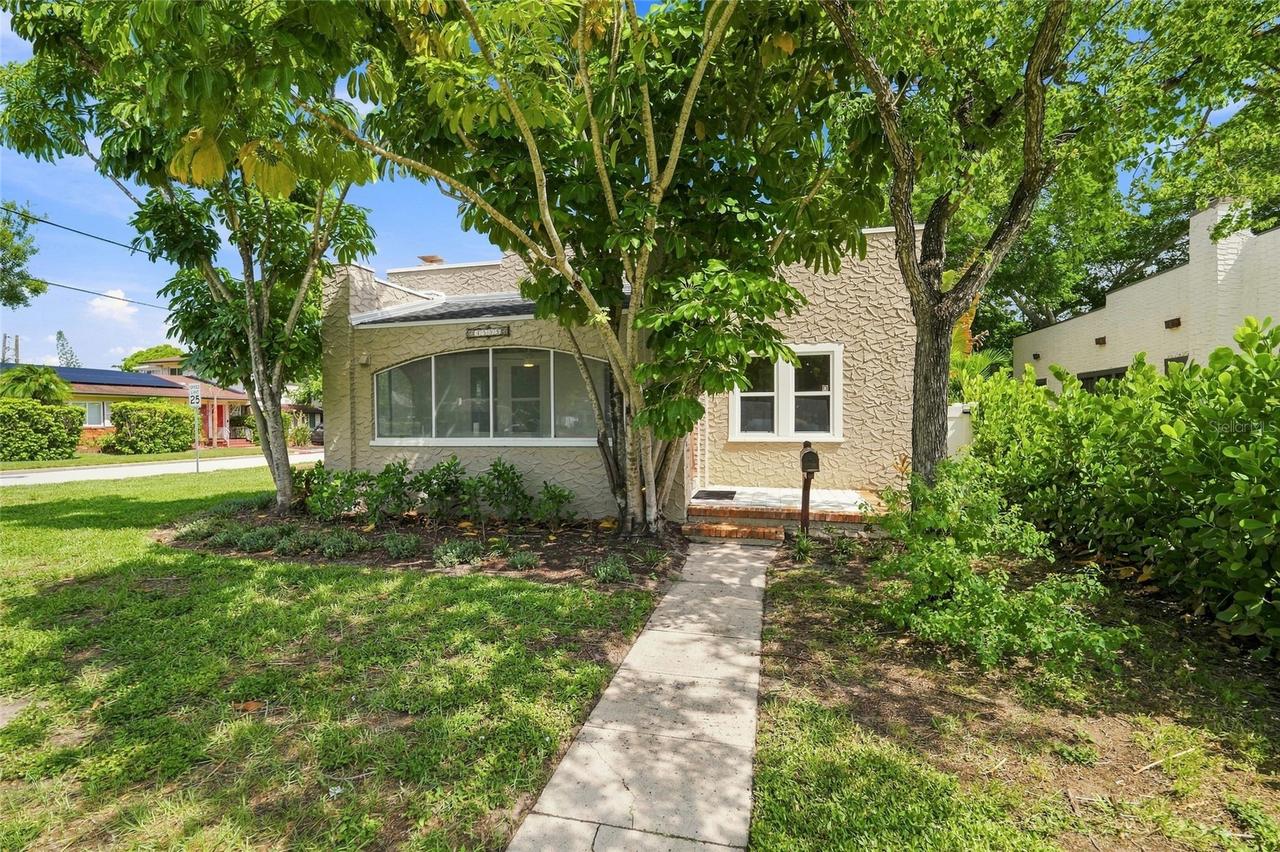 4595 9th Ave., St Petersburg, FL 33713