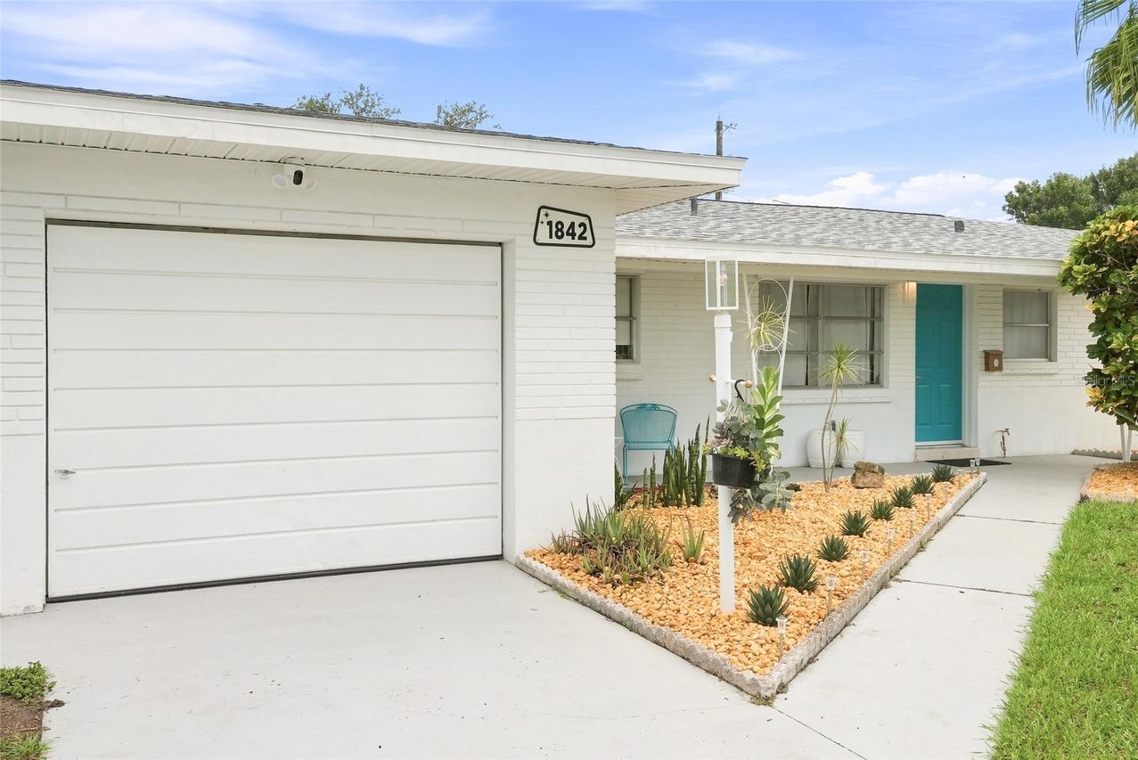 1842 59th Way, St Petersburg, FL 33710