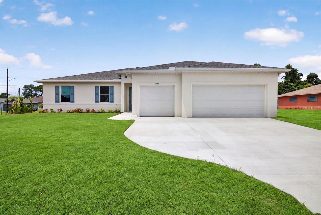 1237 Hinton St., Port Charlotte, FL 33952