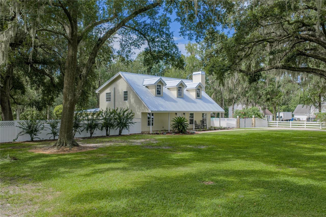 3501 E Trapnell Rd., Plant City, FL 33566