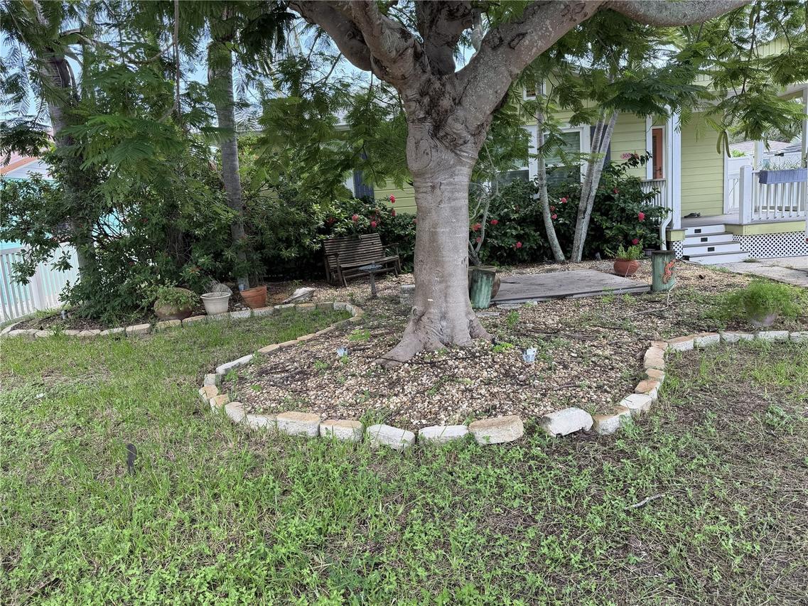 3008 Dupont St., Gulfport, FL 33707