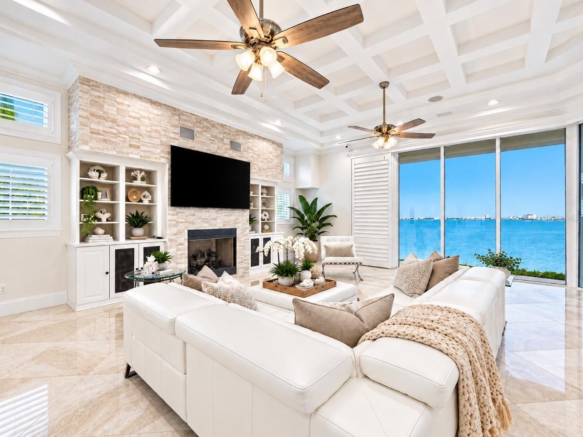 5400 Pali Way, St Pete Beach, FL 33706