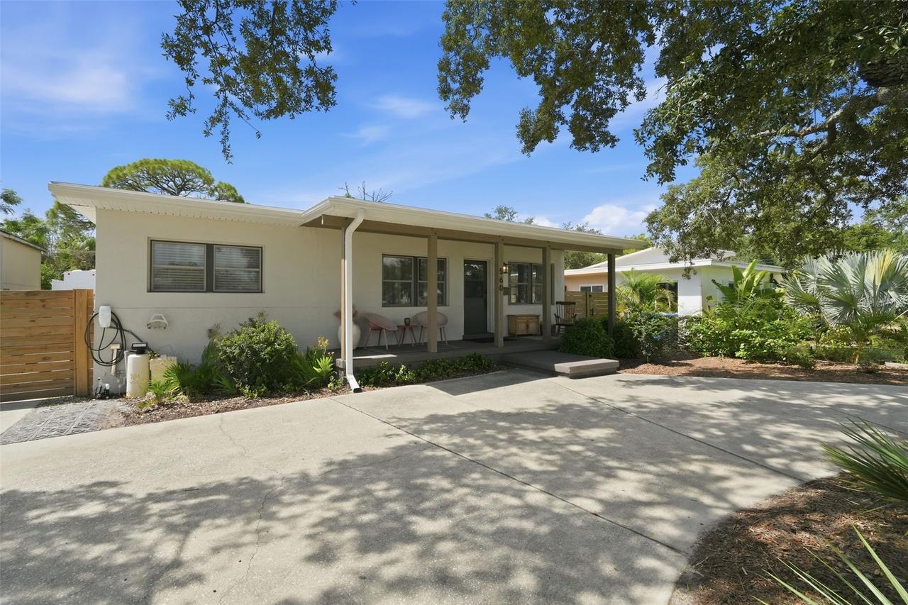 560 62nd Ave., St Petersburg, FL 33705