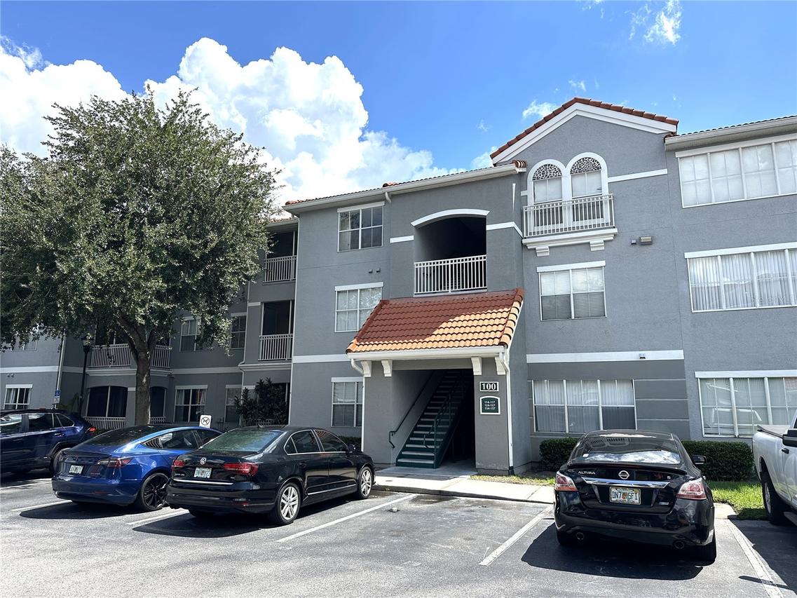18001 Richmond Place Dr. #136, Tampa, FL 33647
