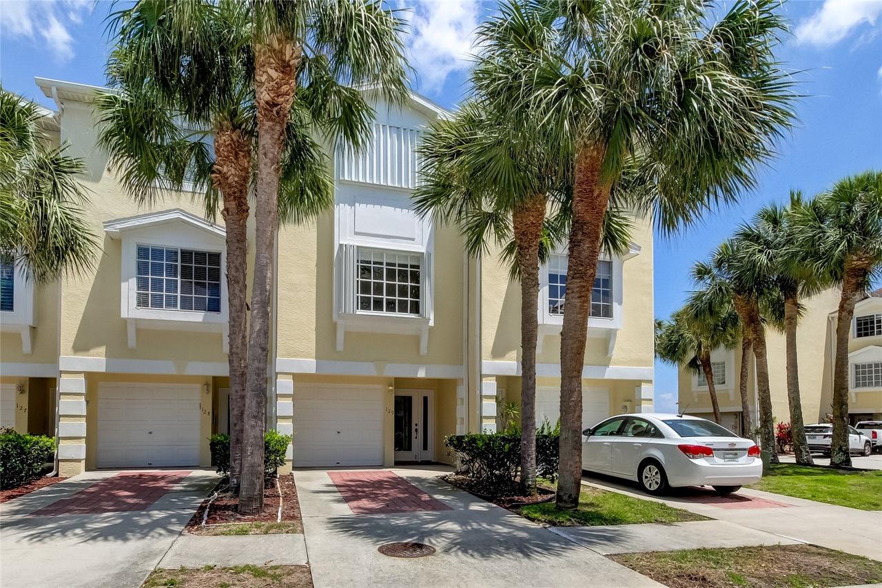 129 Brent Cir., Oldsmar, FL 34677
