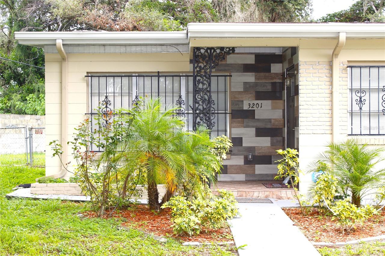 3201 River Grove Dr., Tampa, FL 33610