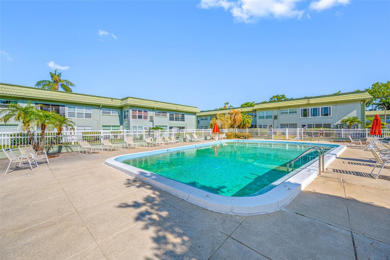 1433 S Belcher Rd. #F9, Clearwater, FL 33764