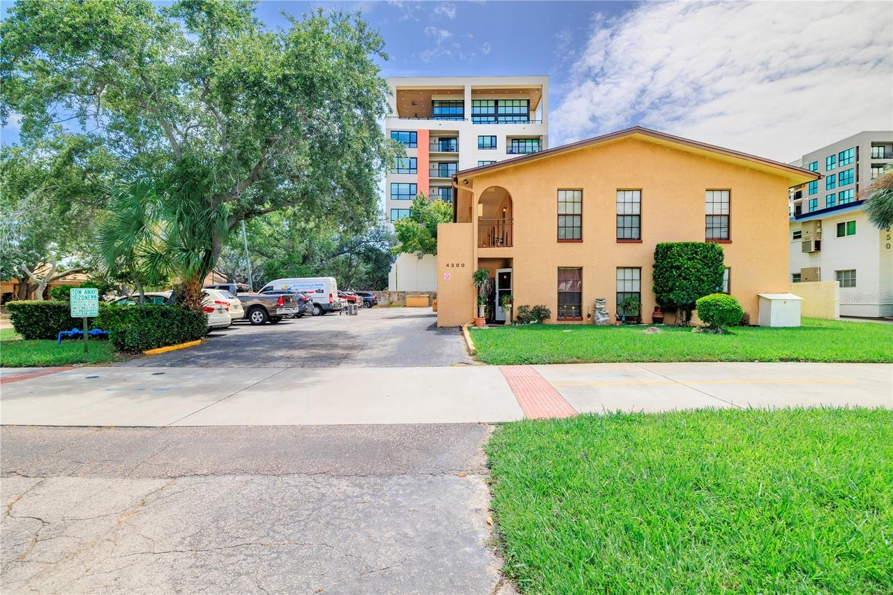 4200 37th St., St Petersburg, FL 33711