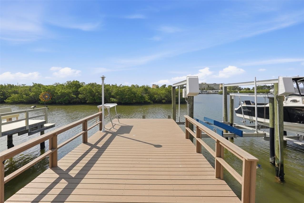 280 Boca Ciega Point Blvd., St Petersburg, FL 33708