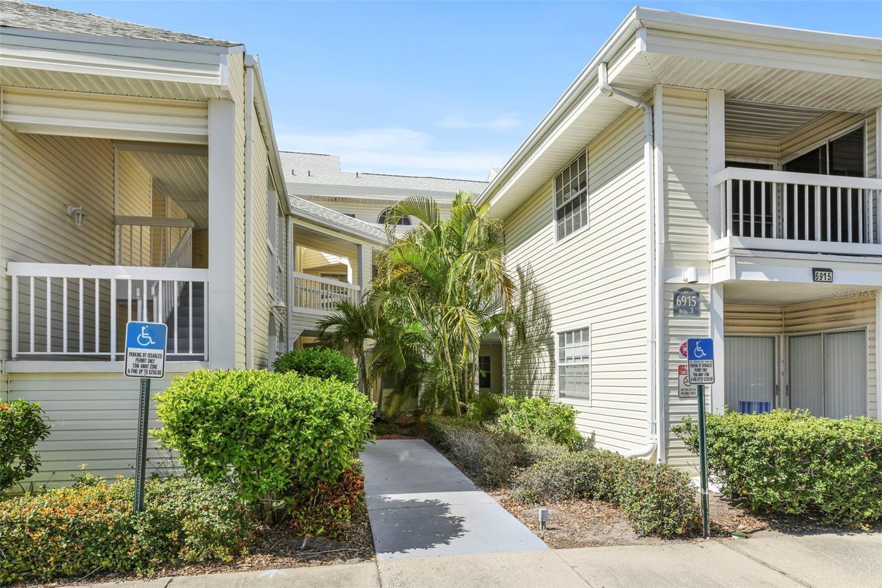 6915 Stones Throw Cir. #3104, St Petersburg, FL 33710