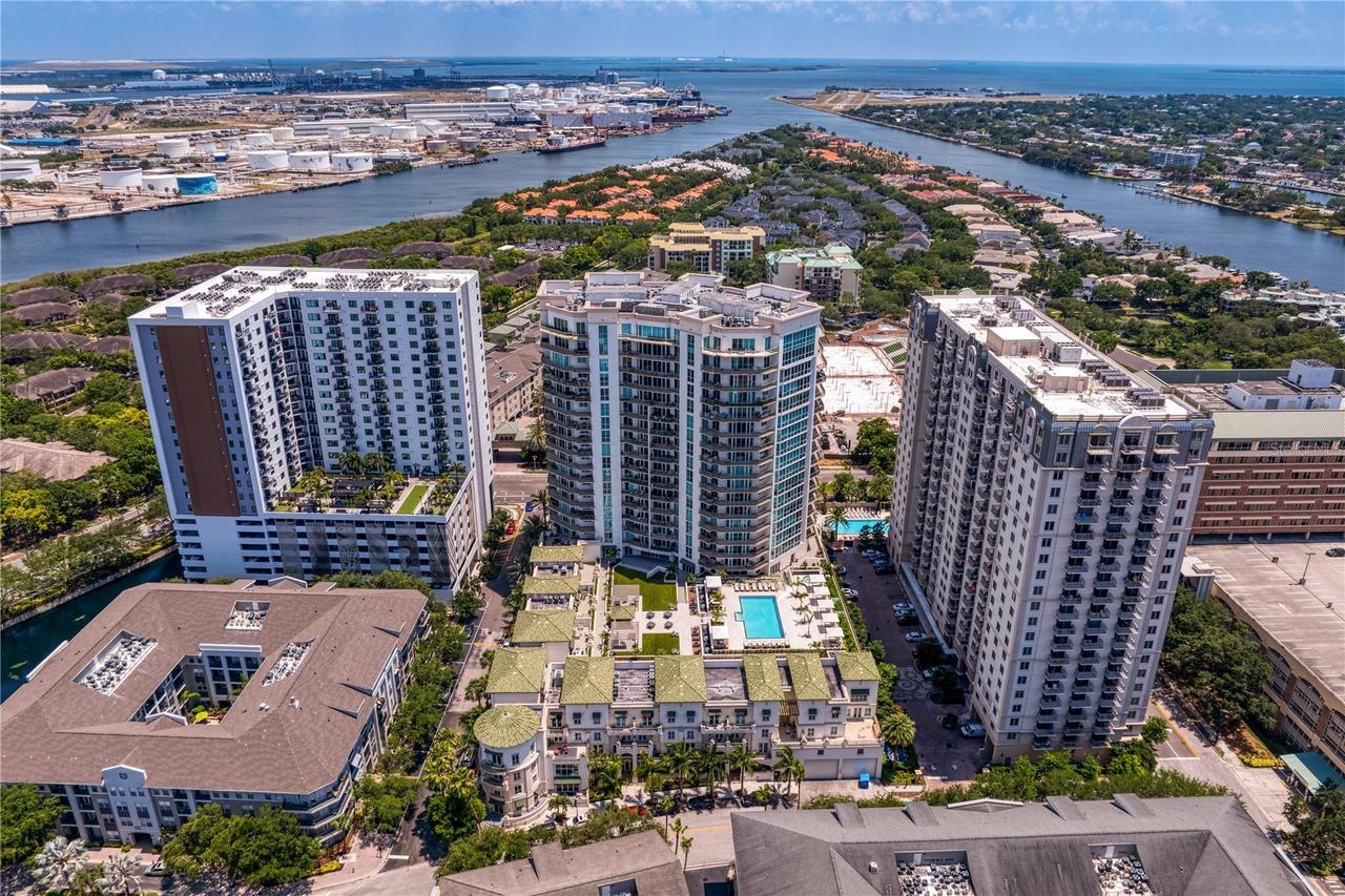 450 Knights Run Ave. #1004, Tampa, FL 33602