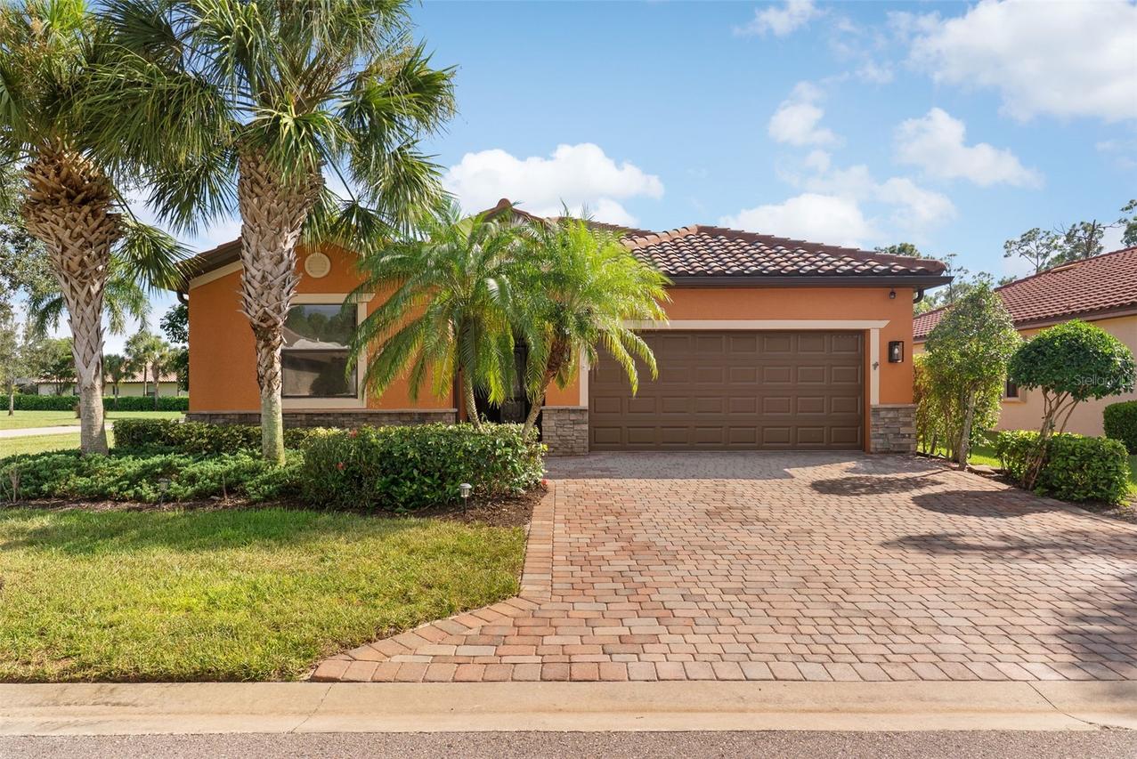 11068 Cherry Laurel Dr., Fort Myers, FL 33912