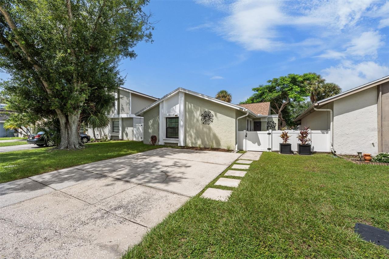 10318 Rosemount Dr., Tampa, FL 33624