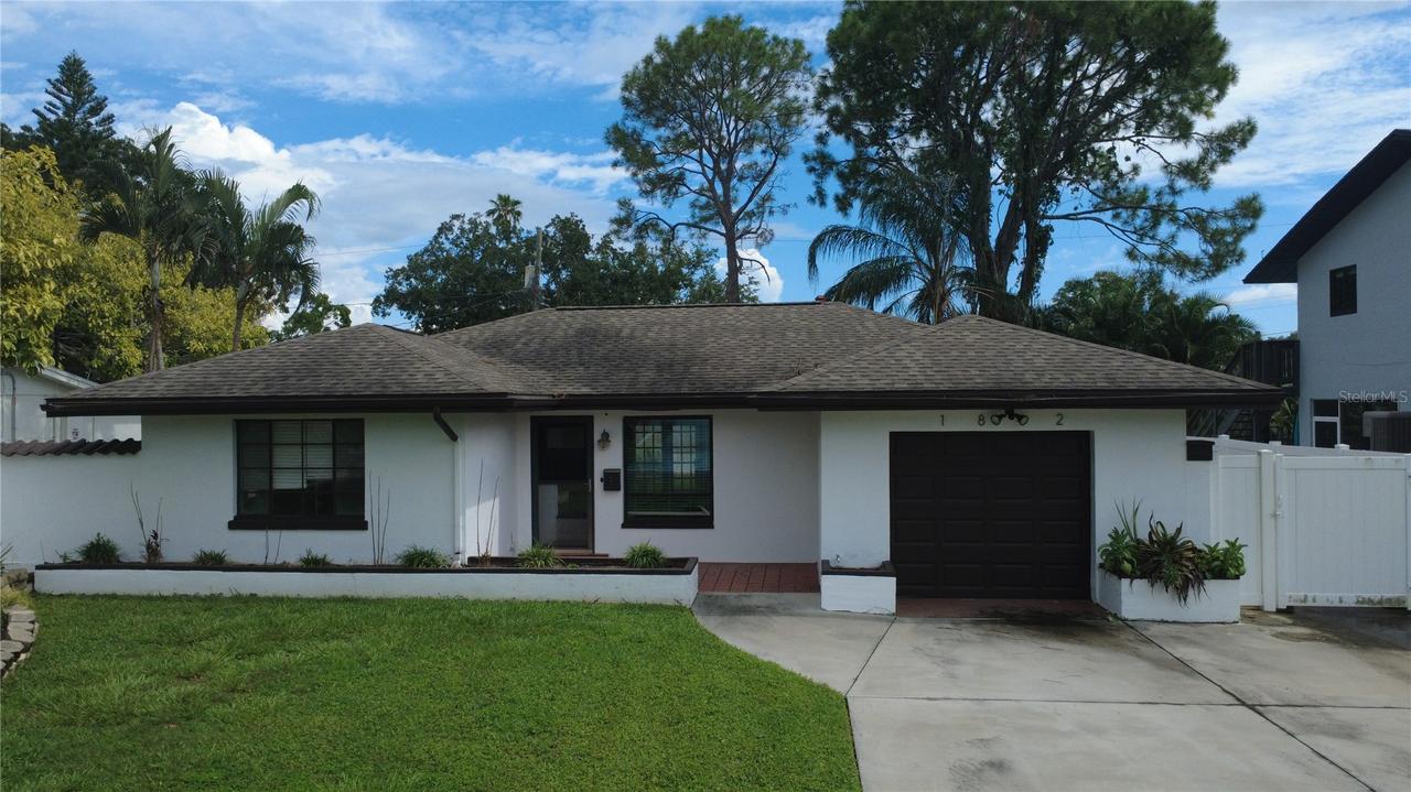 1842 Oregon Ave., St Petersburg, FL 33703