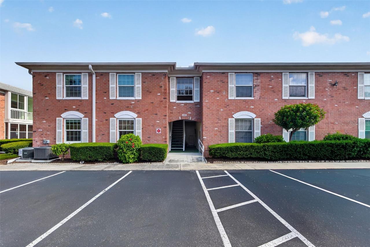 3585 41st Ter. #225, St Petersburg, FL 33711