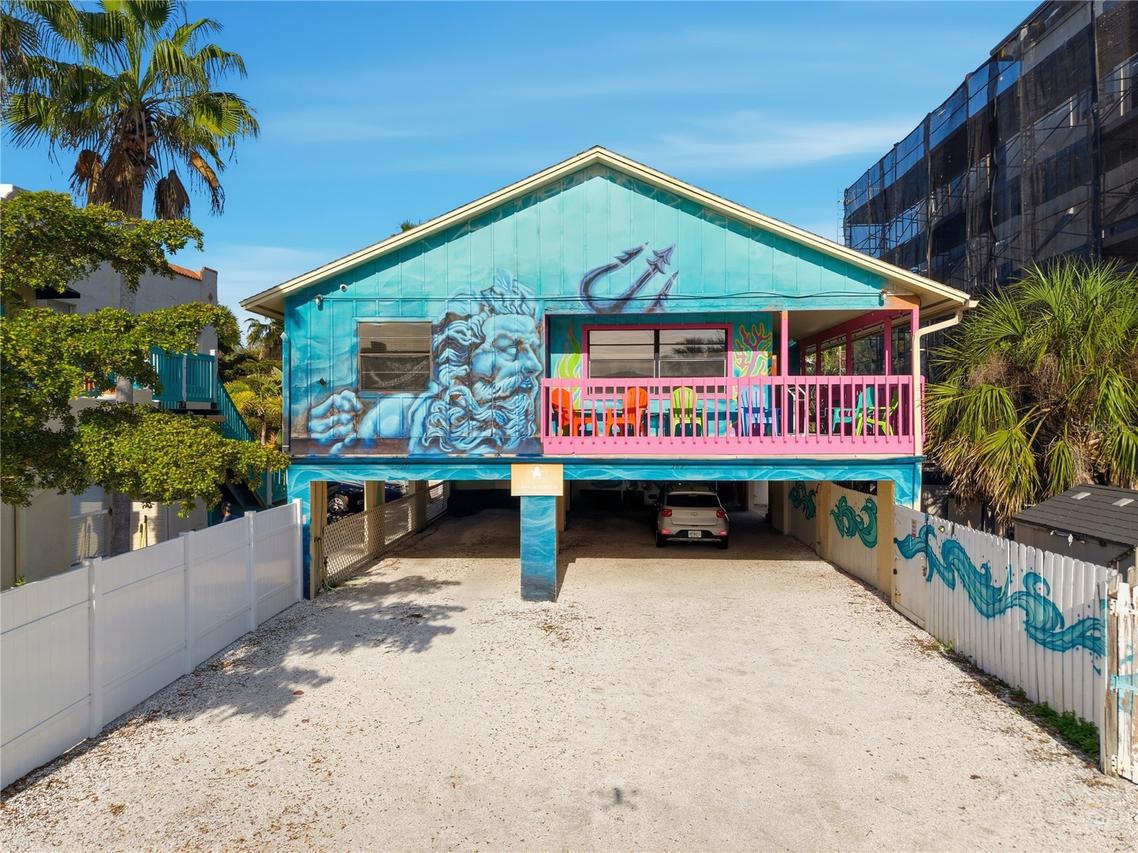 527 Beach Rd., Sarasota, FL 34242