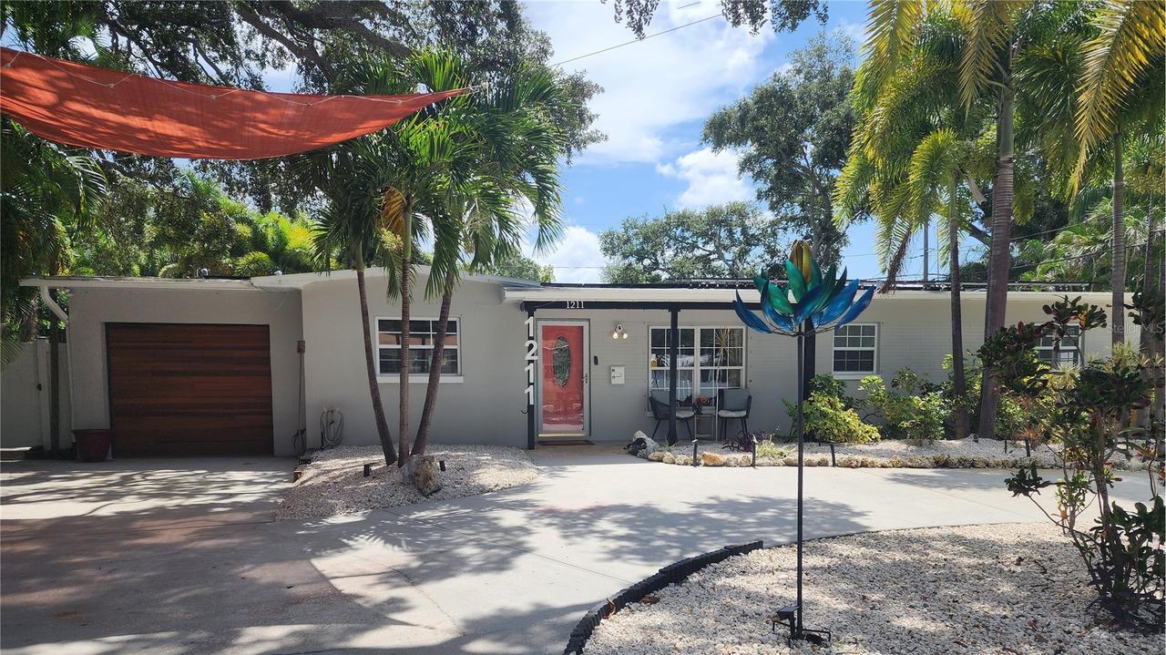 1211 Russell Dr., St Petersburg, FL 33710
