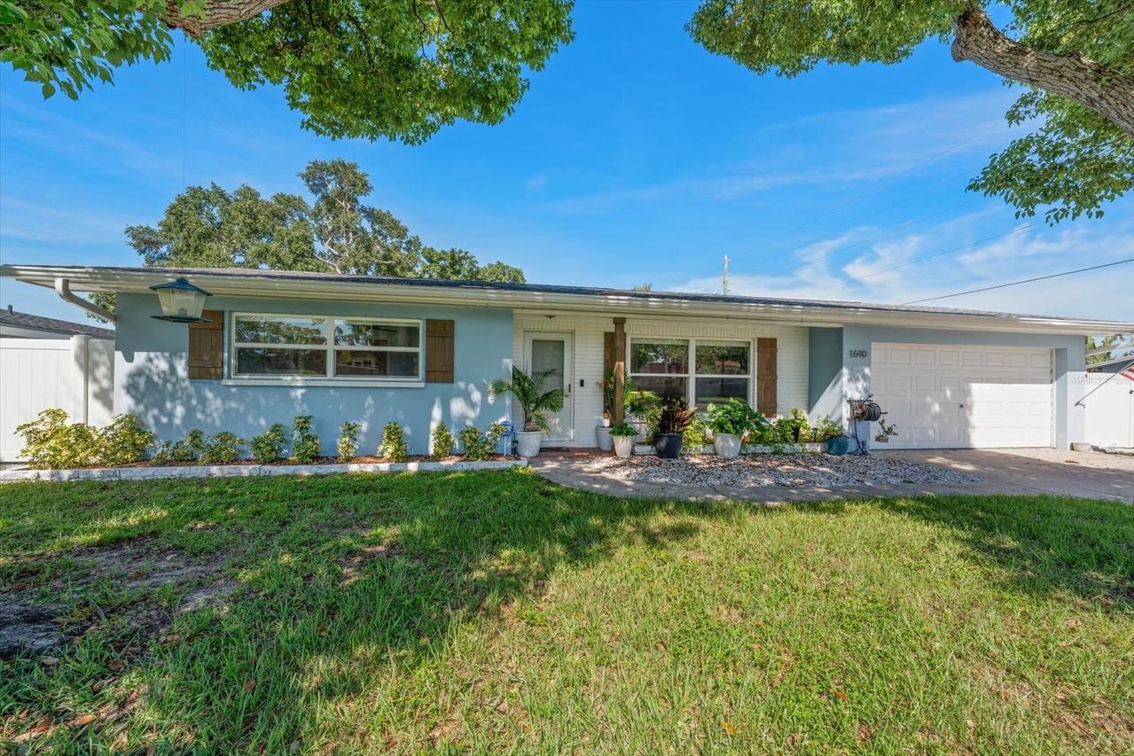 1690 Pinehurst Rd., Dunedin, FL 34698