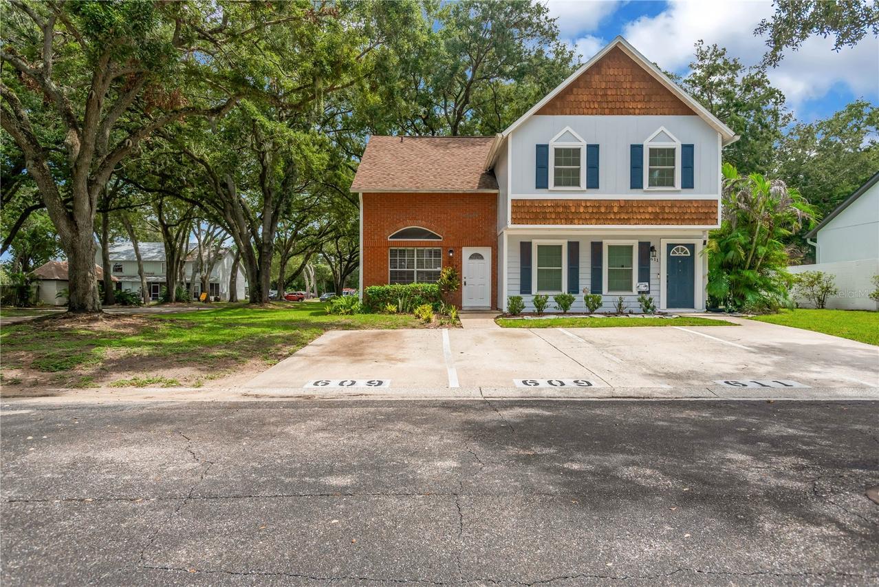 609 Saint Henry Dr., Brandon, FL 33511
