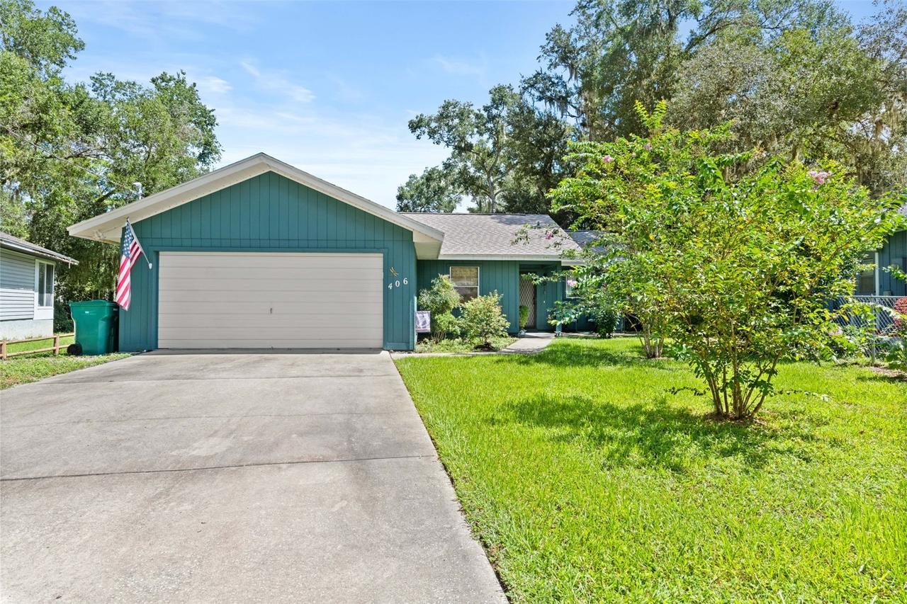 406 E Circlewood St., Inverness, FL 34452