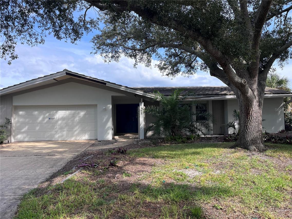 1922 Illinois Ave., St Petersburg, FL 33703