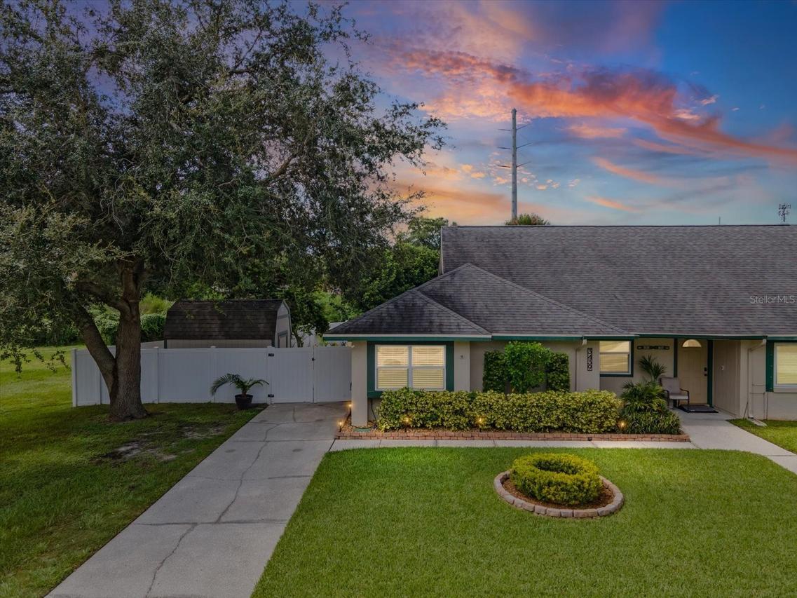 3439 Laurel Dale Dr., Tampa, FL 33618