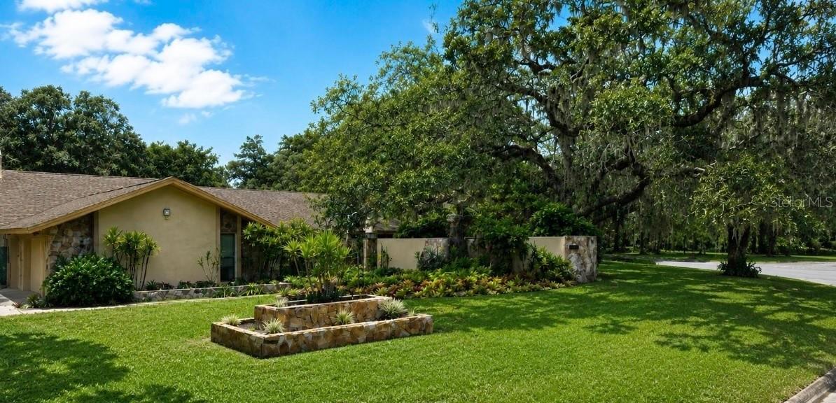 6701 Pemberton View Dr., Seffner, FL 33584