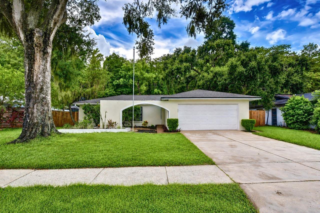 16122 Oakmanor Dr., Tampa, FL 33624