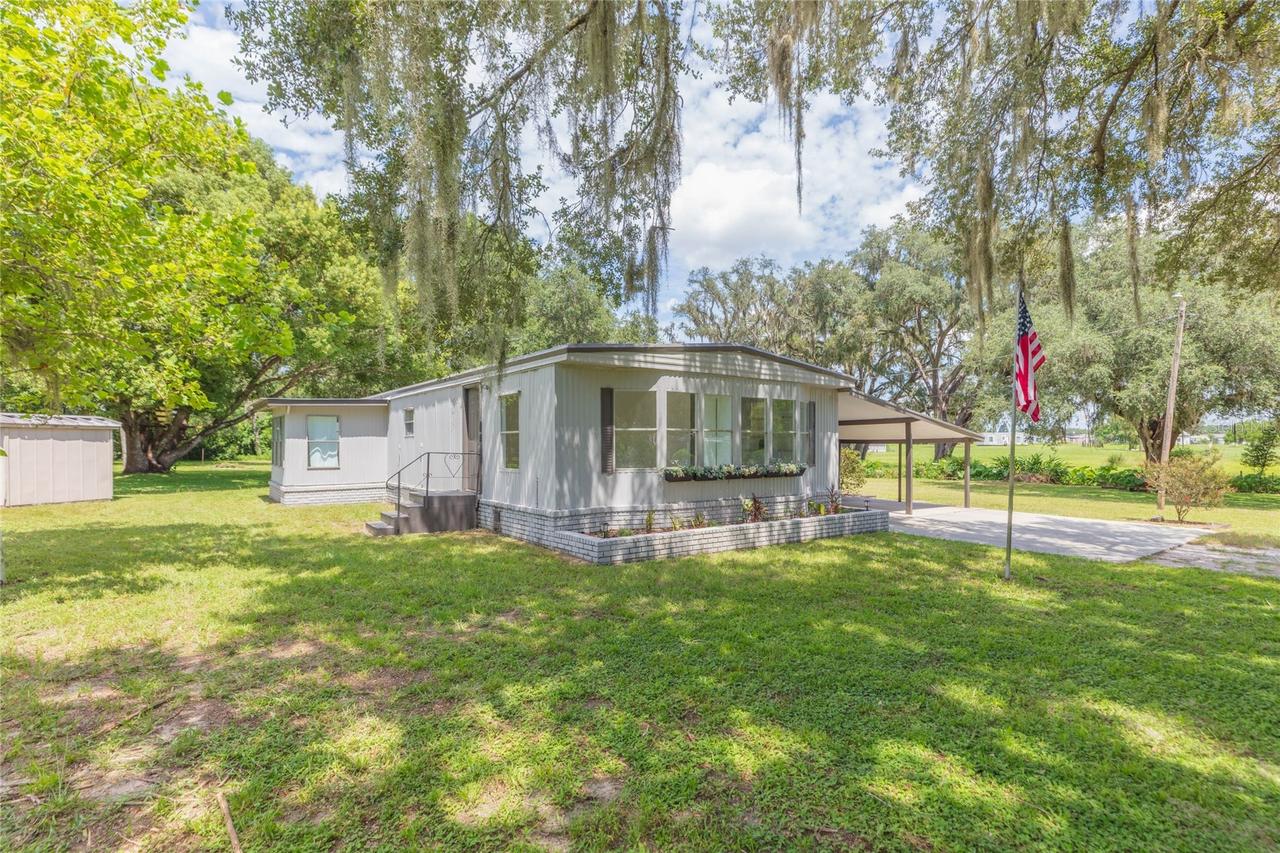 4211 Lowell Ln., Zephyrhills, FL 33541