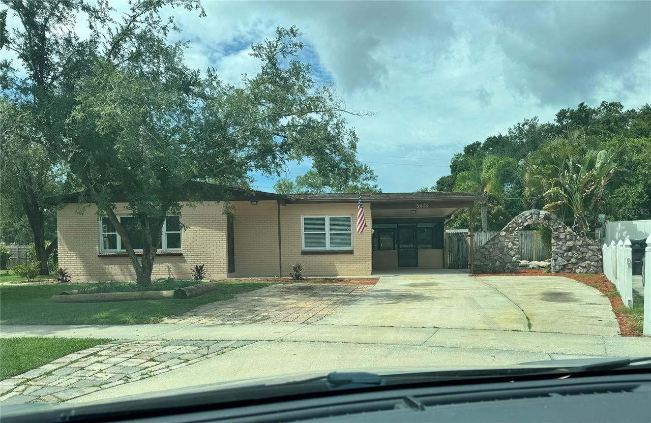 5608 Gateway Dr., Tampa, FL 33615