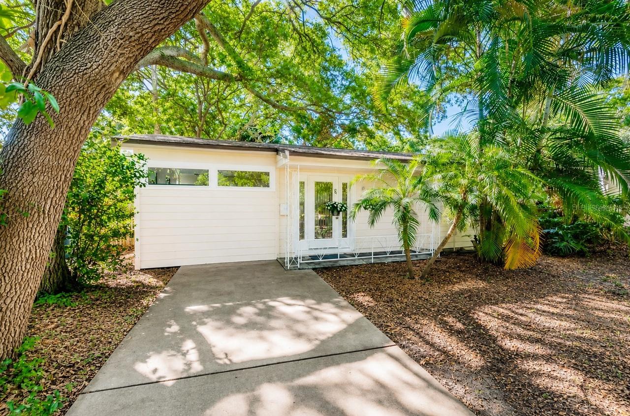 930 Montrose Blvd., St Petersburg, FL 33703