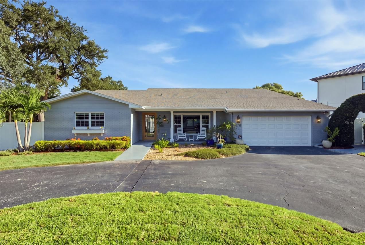 10715 Carrollwood Dr., Tampa, FL 33618