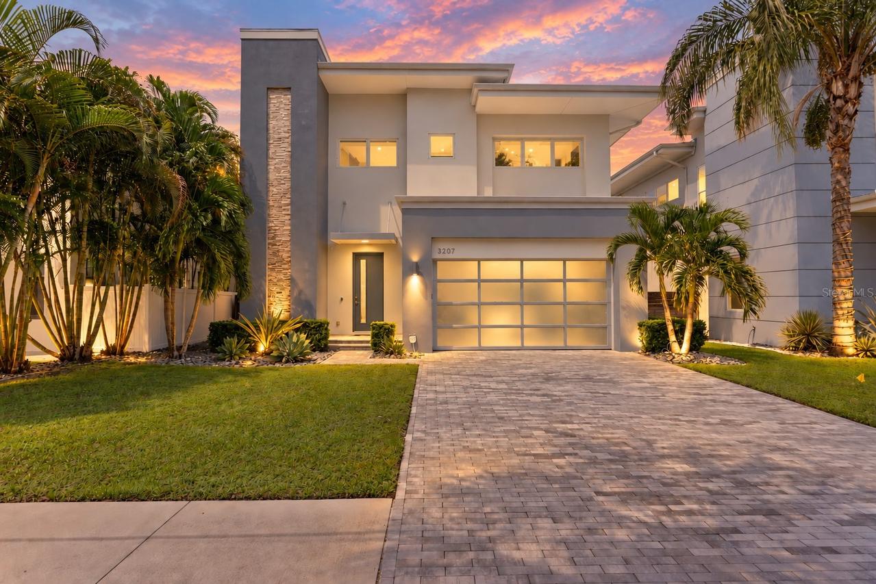 3207 W Paul Ave., Tampa, FL 33611